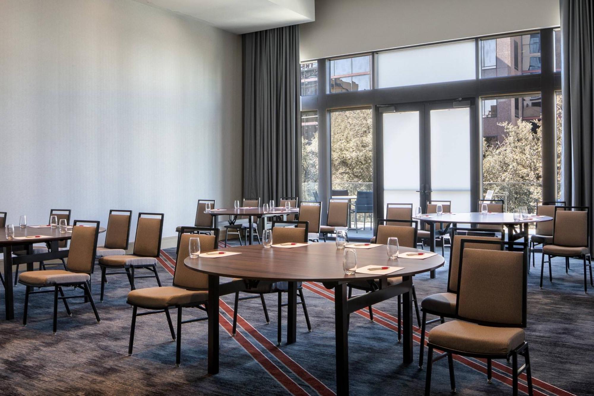 Marriott Dallas Uptown Εξωτερικό φωτογραφία